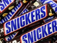 What is Snickers made of: eat it or wait until lunch